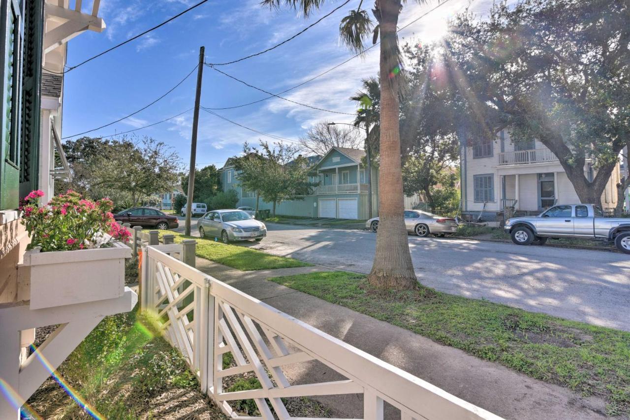 Bright Galveston Cottage Close To Beach And Strand Dış mekan fotoğraf